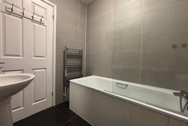 1 bed flat, Frogmore Road, Fratton, Portsmouth, PO48RB - Image 5